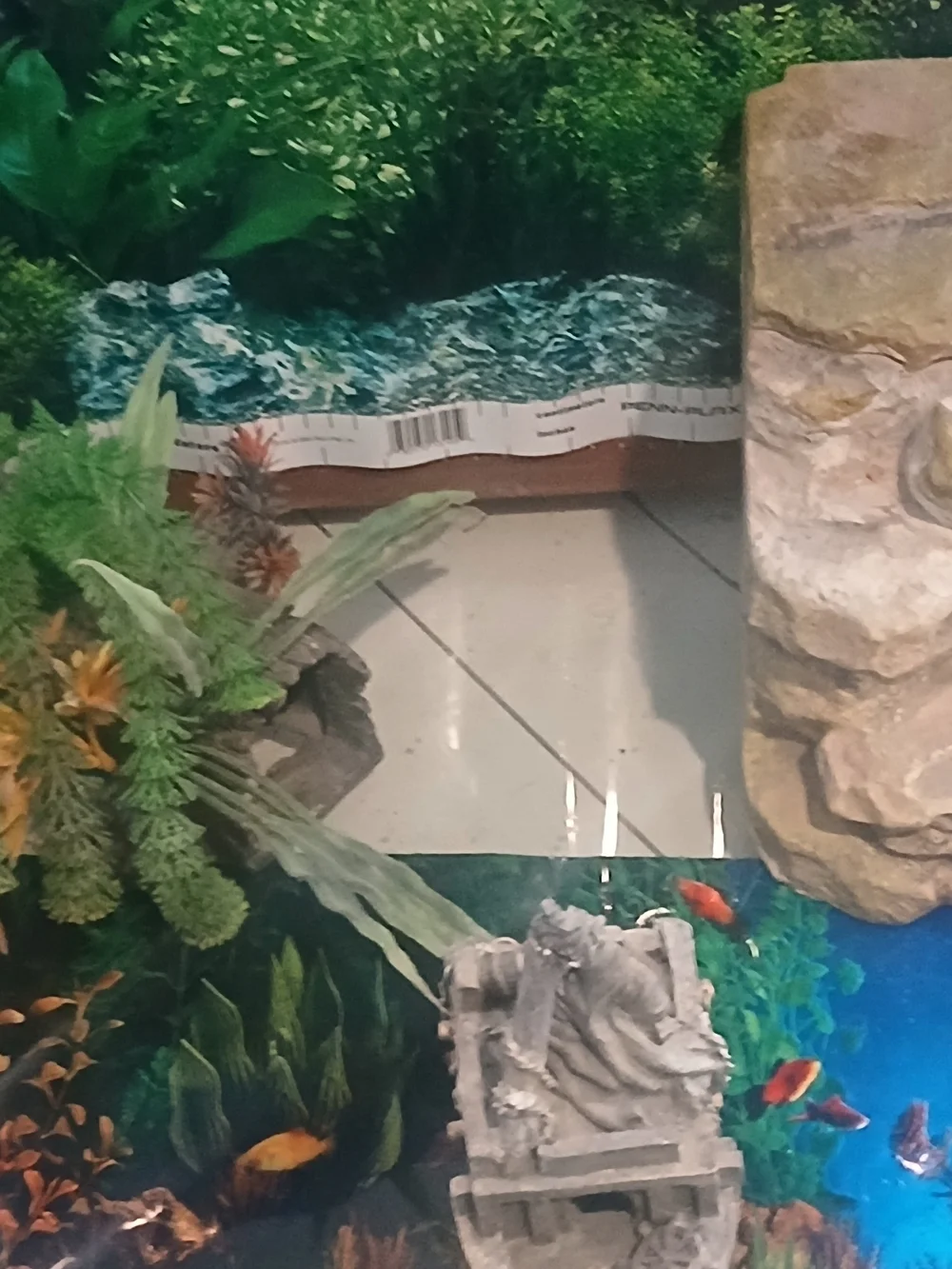 Aquarium Decorative Rock and Plant Ornament - Green and Tan